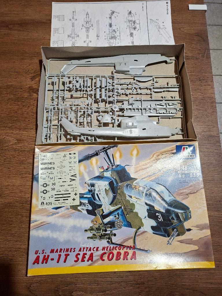 Maquette hélicopter, Neuf, Plus grand que 1:72, Hélicoptère, Italeri
