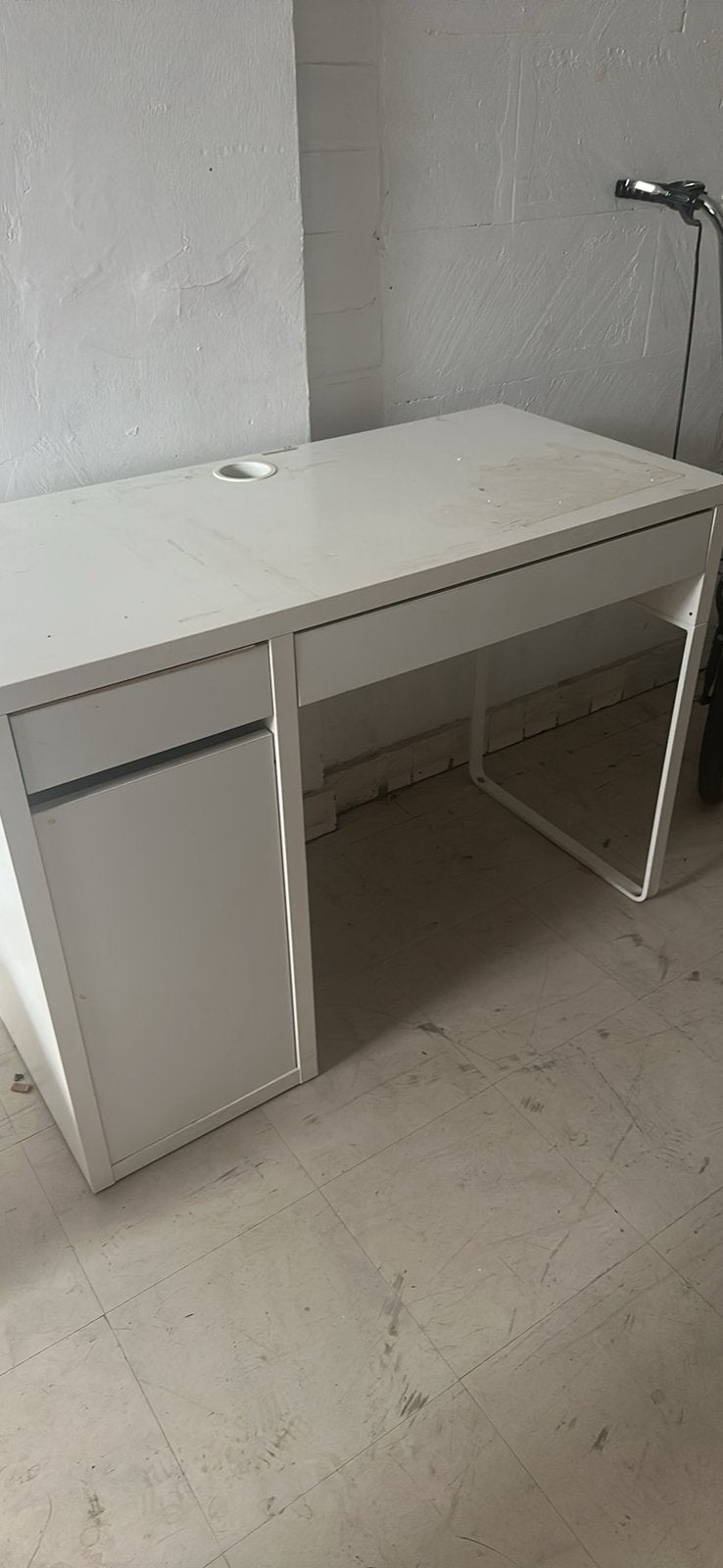 IKEA bureau, Ophalen, Zo goed als nieuw, IKEA, Wit
