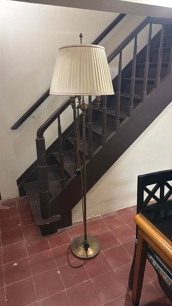 Lampadaire, Enlèvement, Comme neuf
