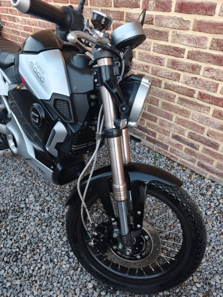 Super soco Tc max, Fietsen en Brommers, Ophalen, Gebruikt, Klasse B (45 km/u)