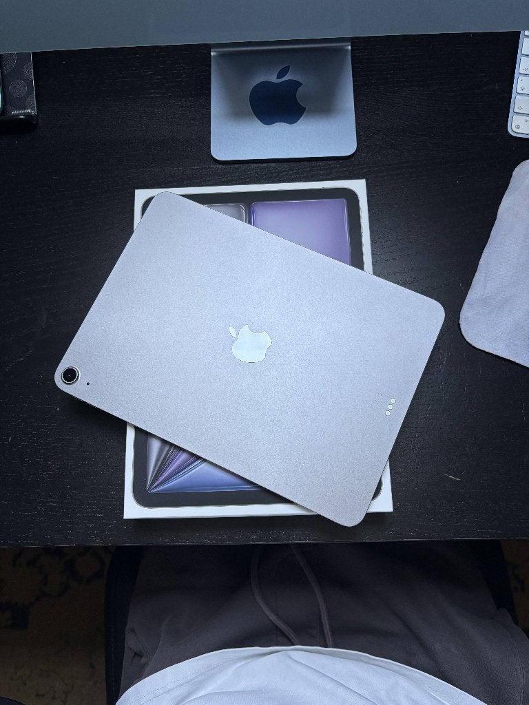 Ipad Air 11- inch (M3) Wi-Fi + magic key board, Computers en Software, Apple iPads, Apple iPad Air, 11 inch, Ophalen of Verzenden