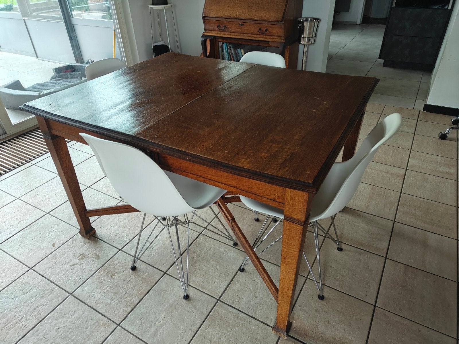 Eiken uitschuifbare eettafel, Huis en Inrichting, Ophalen, Gebruikt, 100 tot 150 cm, Eikenhout