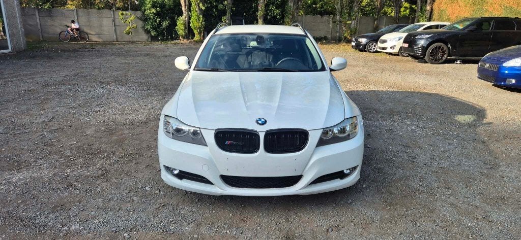 BMW Série 3 318i — Année 2010, Autos, Achat, Entreprise, Boîte manuelle, Electronic Stability Program (ESP)