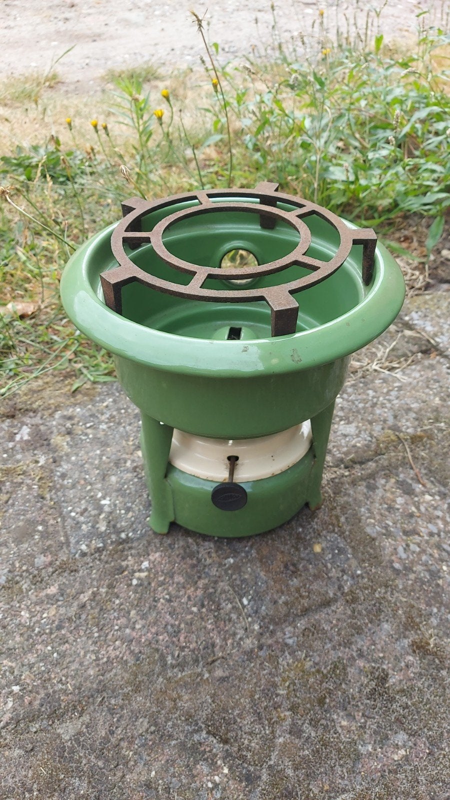 Vintage petroleum brander / kooktoestel, Ophalen