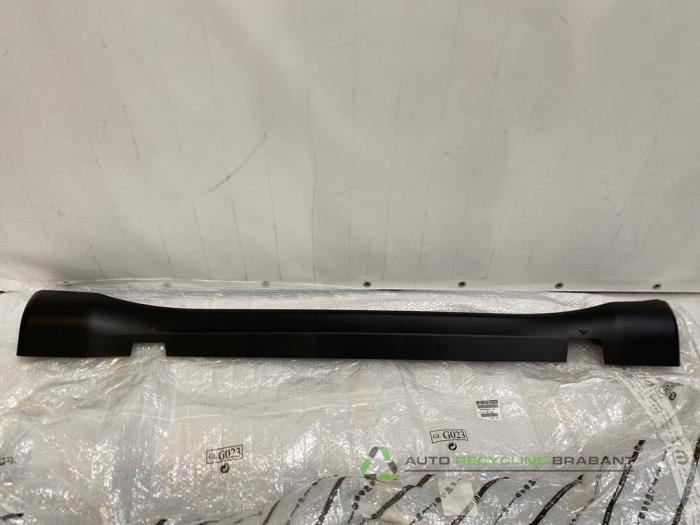 Jupe droite d'un Jeep Compass, Jeep, -, 3 mois de garantie, Utilisé