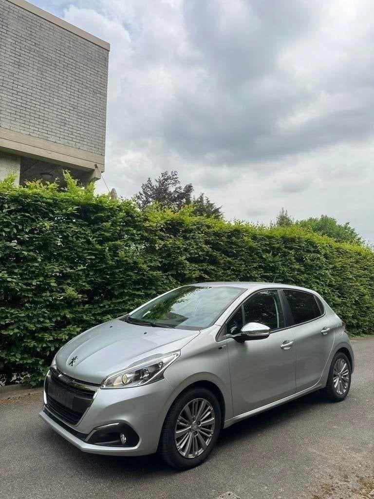 Renault Peugeot 208 STYLE 1.2 benzine - 119.000KM - 2016 - G, Auto's, Peugeot, Gebruikt, Overige kleuren, Bedrijf, Onderhoudsboekje