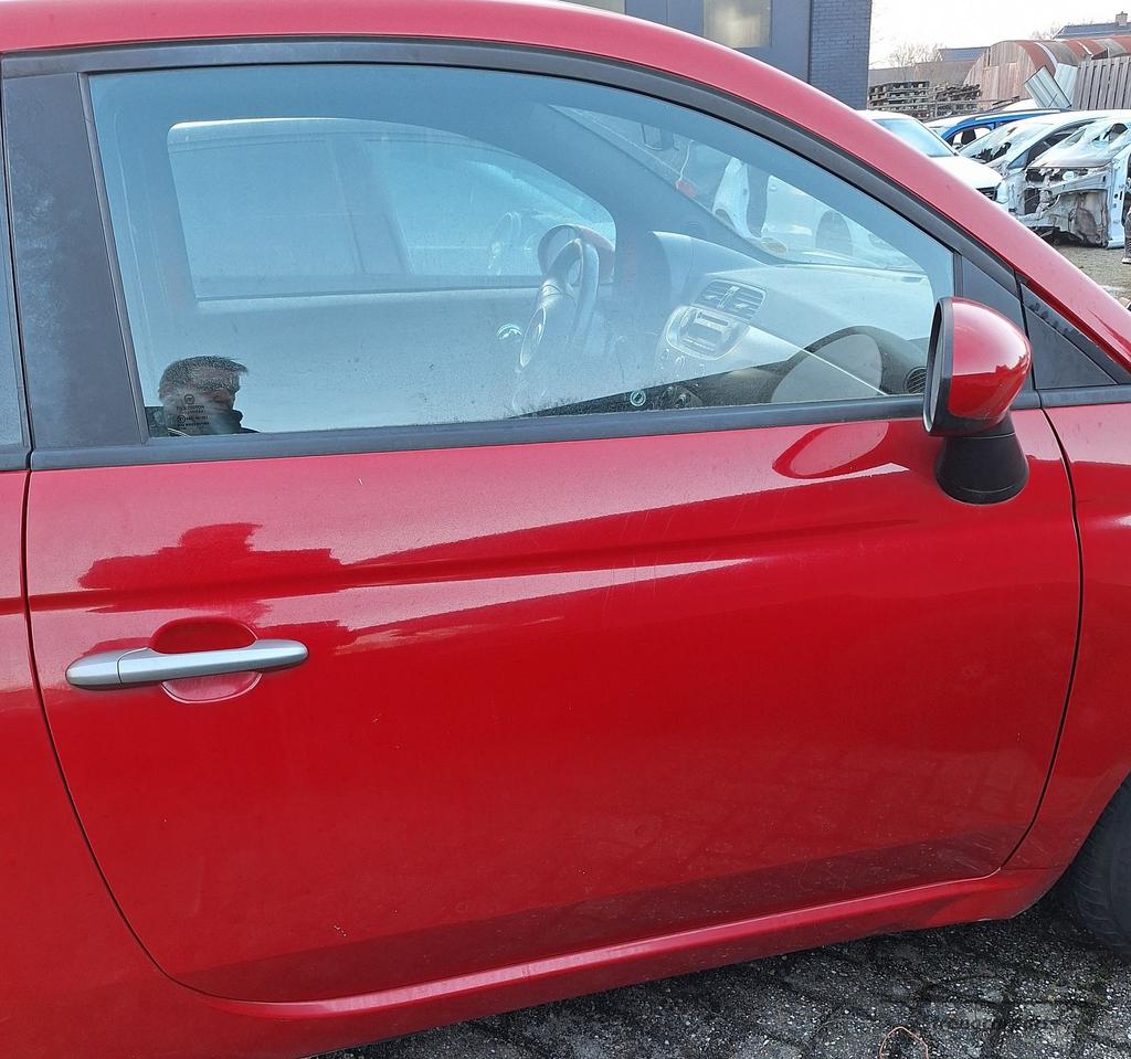 Deur Portier Fiat 500 rechts in goede staat kleur 111, Auto-onderdelen, Carrosserie, Deur, Fiat, Gebruikt, Ophalen of Verzenden
