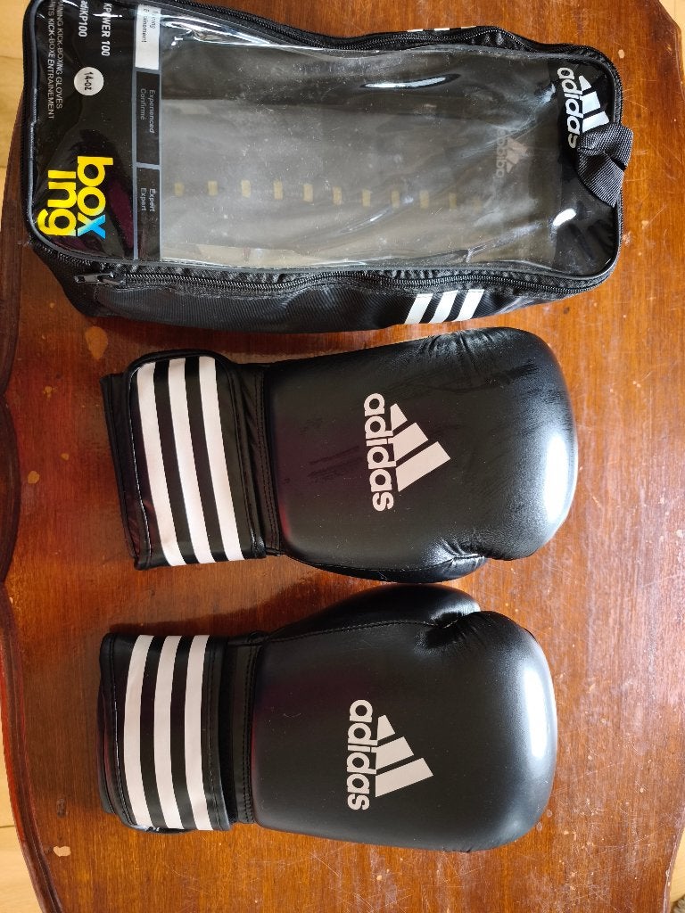 bokshandschoenen adidas, Sports & Fitness, Sports de combat & Self-défense, Comme neuf, Enlèvement, Taille L, Protection pour arts martiaux