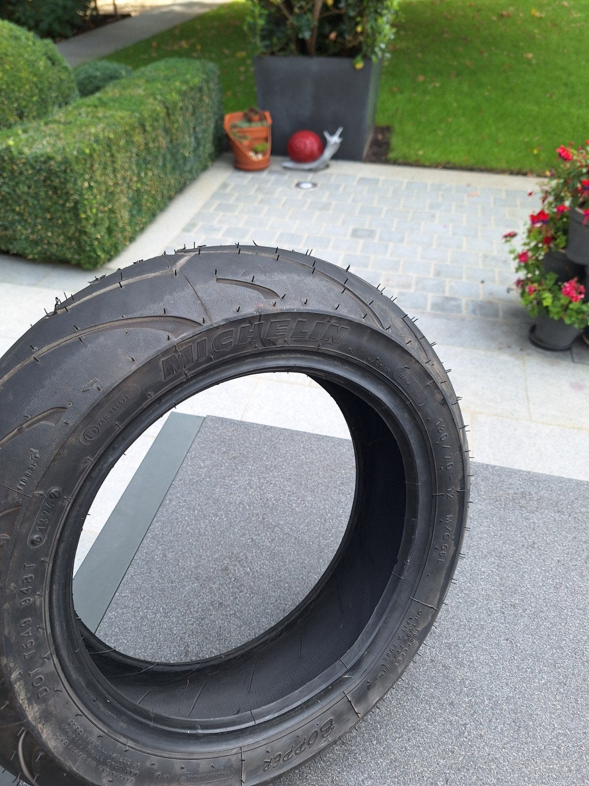 Scooter band, Michelin Bopper 130/70 - 12, Fietsen en Brommers, Ophalen, Nieuw