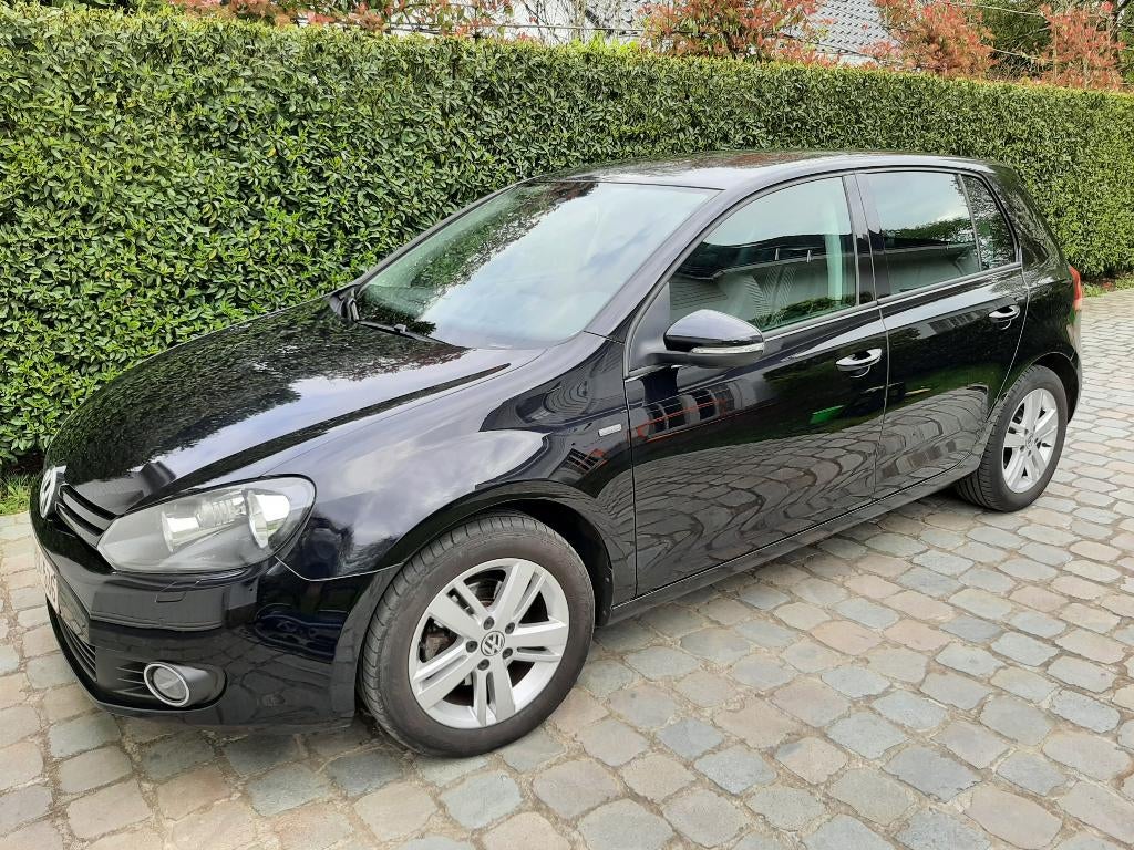 Volkswagen Golf 5 MATCH benzine 81.000 km!! handgeschakeld, Auto's, Euro 5, Leder en Stof, Zwart, Handgeschakeld