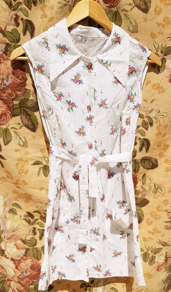 Top long 🍒vintage broderie fleurs🍒 et coton (fait main), Antiquités & Art, Antiquités | Vêtements et Textile, Enlèvement ou Envoi
