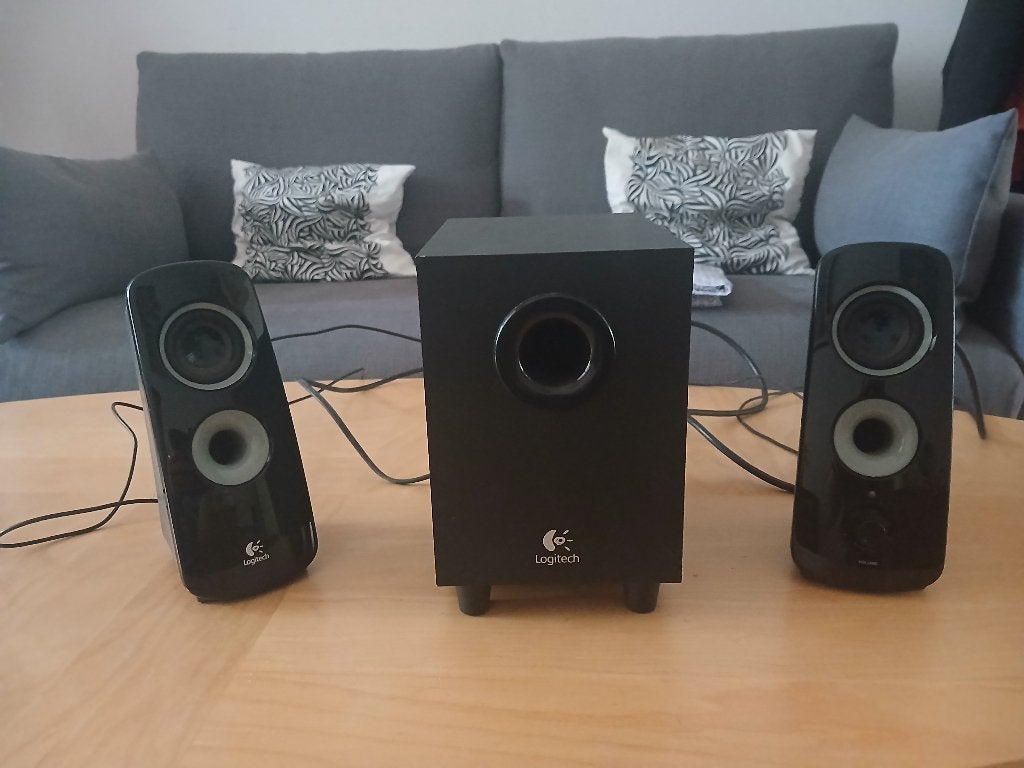 Hauts parleurs et caisson de basse LOGITECH, Computers en Software, Pc speakers, Ophalen, Gebruikt, Overige typen, Logitech