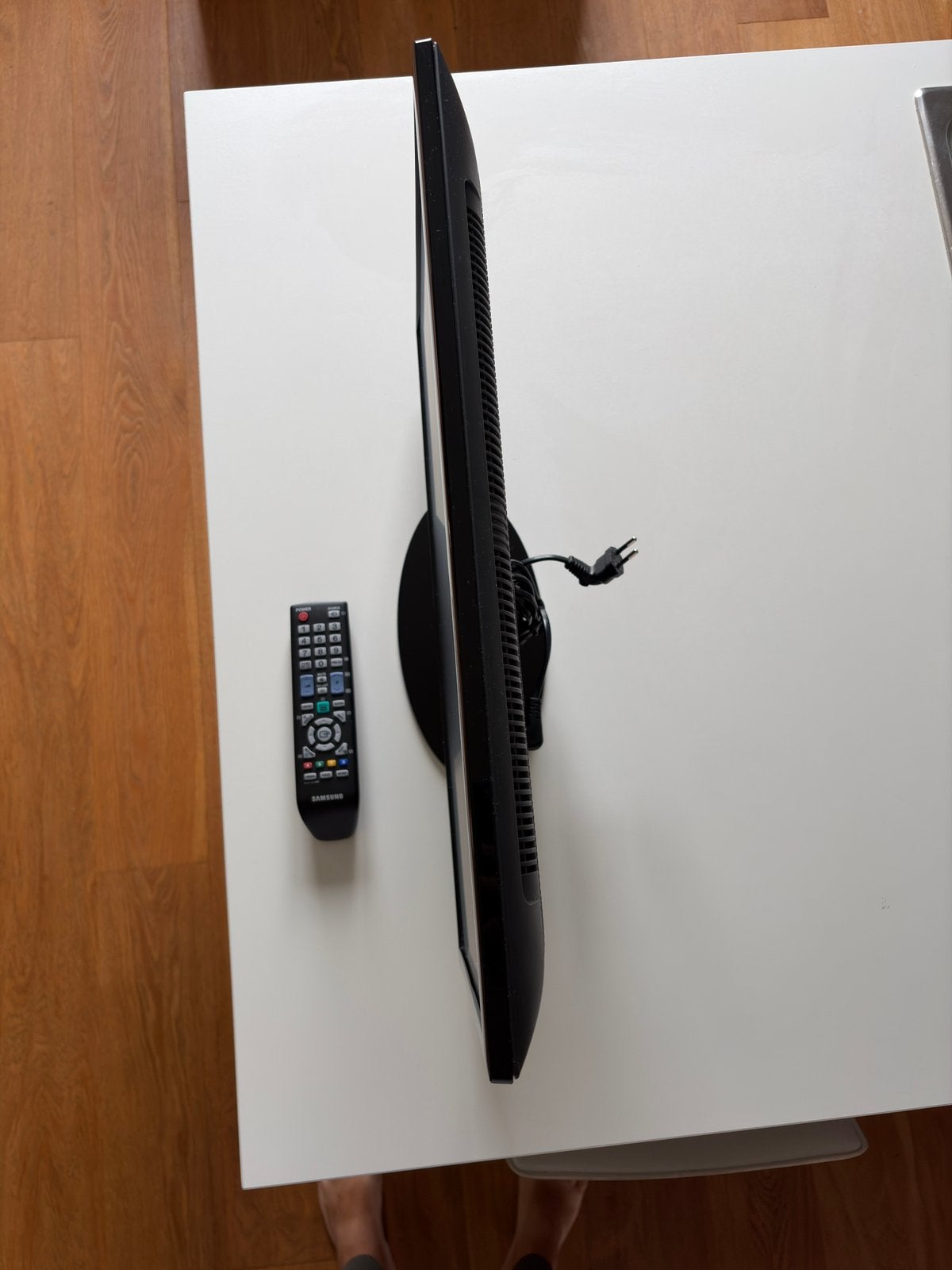 Samsung TV LED 22” Full HD ultra-fine 4 cm – TV ou écran PC, TV, Hi-fi & Vidéo, Enlèvement, Comme neuf, LED, Samsung