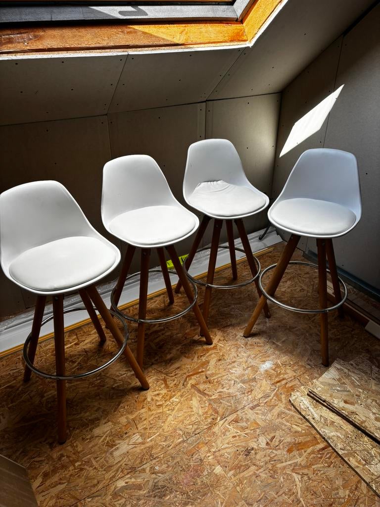 3 tabourets blancs à vendre, 3 tabourets, Enlèvement, Comme neuf