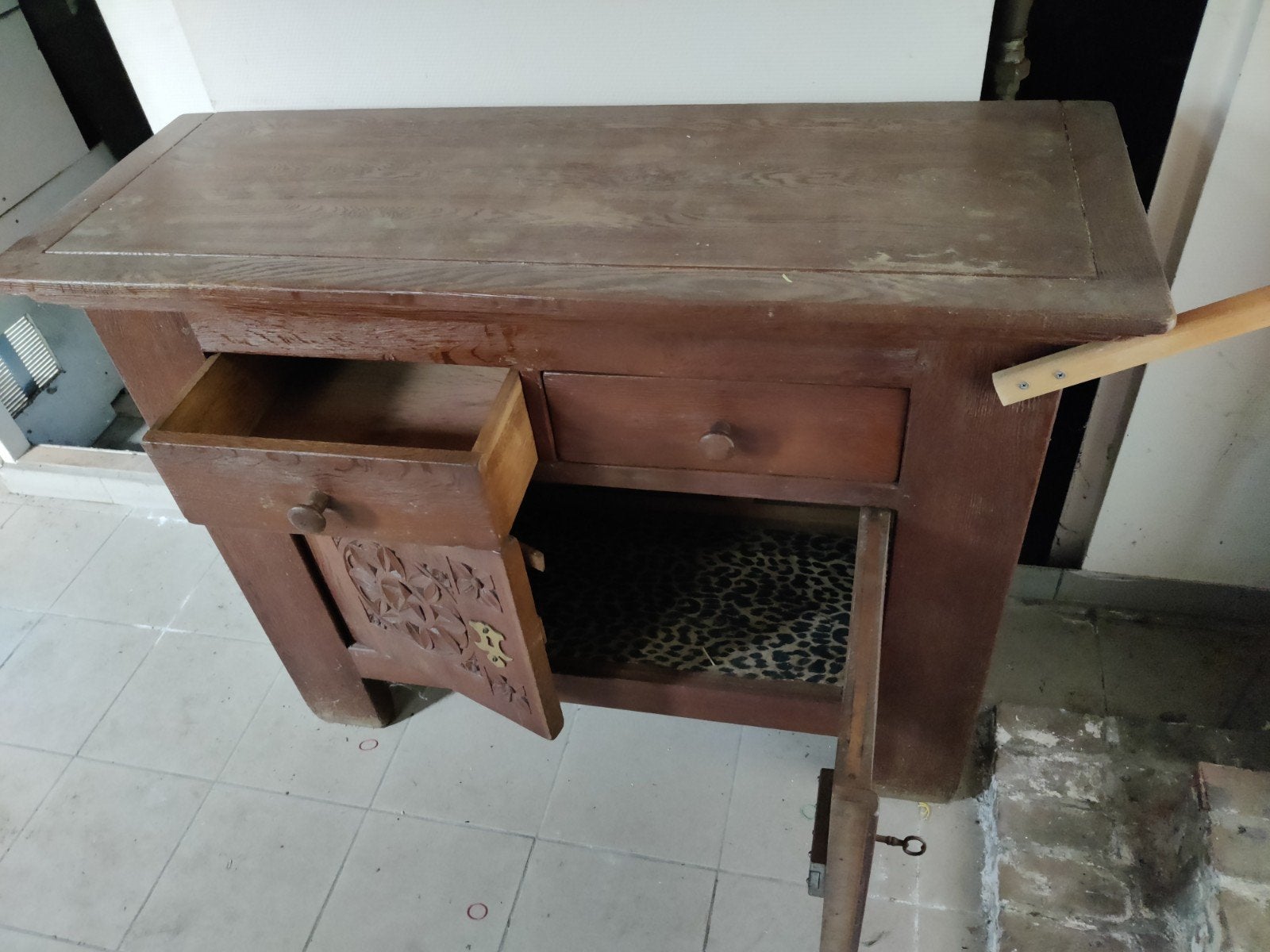 massief houten kast, Antiek en Kunst, Ophalen