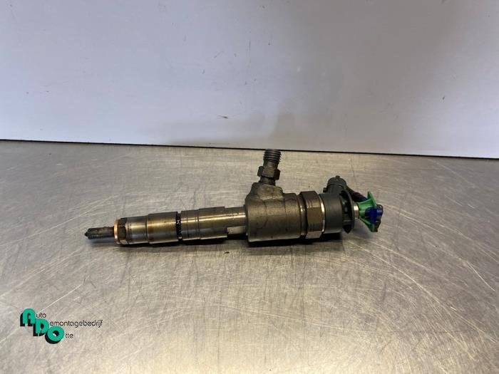 Injecteur (diesel) d'un Citroen C4 Cactus (C4 Cactus 14-), -, 3 mois de garantie, Utilisé, -