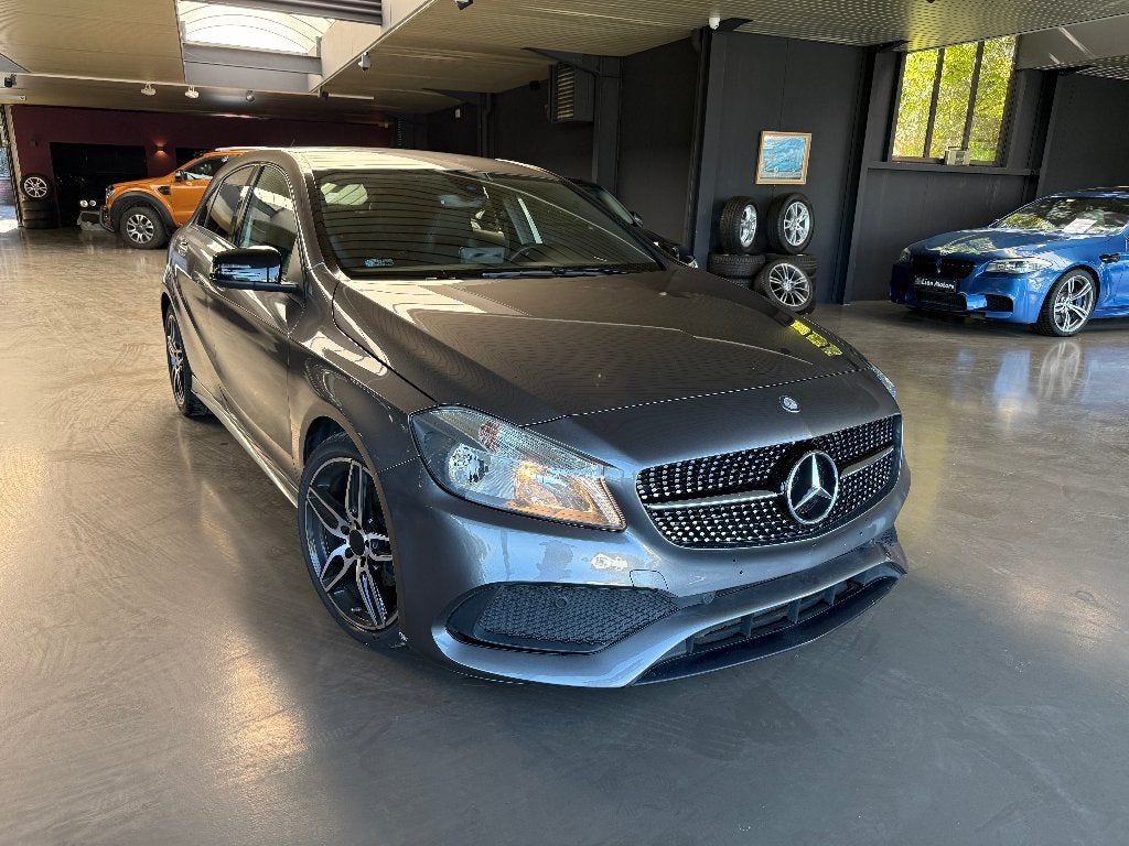 Mercedes-Benz A 180 1.6 PACK AMG Automatisch 90kW, Auto's, Mercedes-Benz, Dealer onderhouden, Euro 6, 4 cilinders, 1935 kg