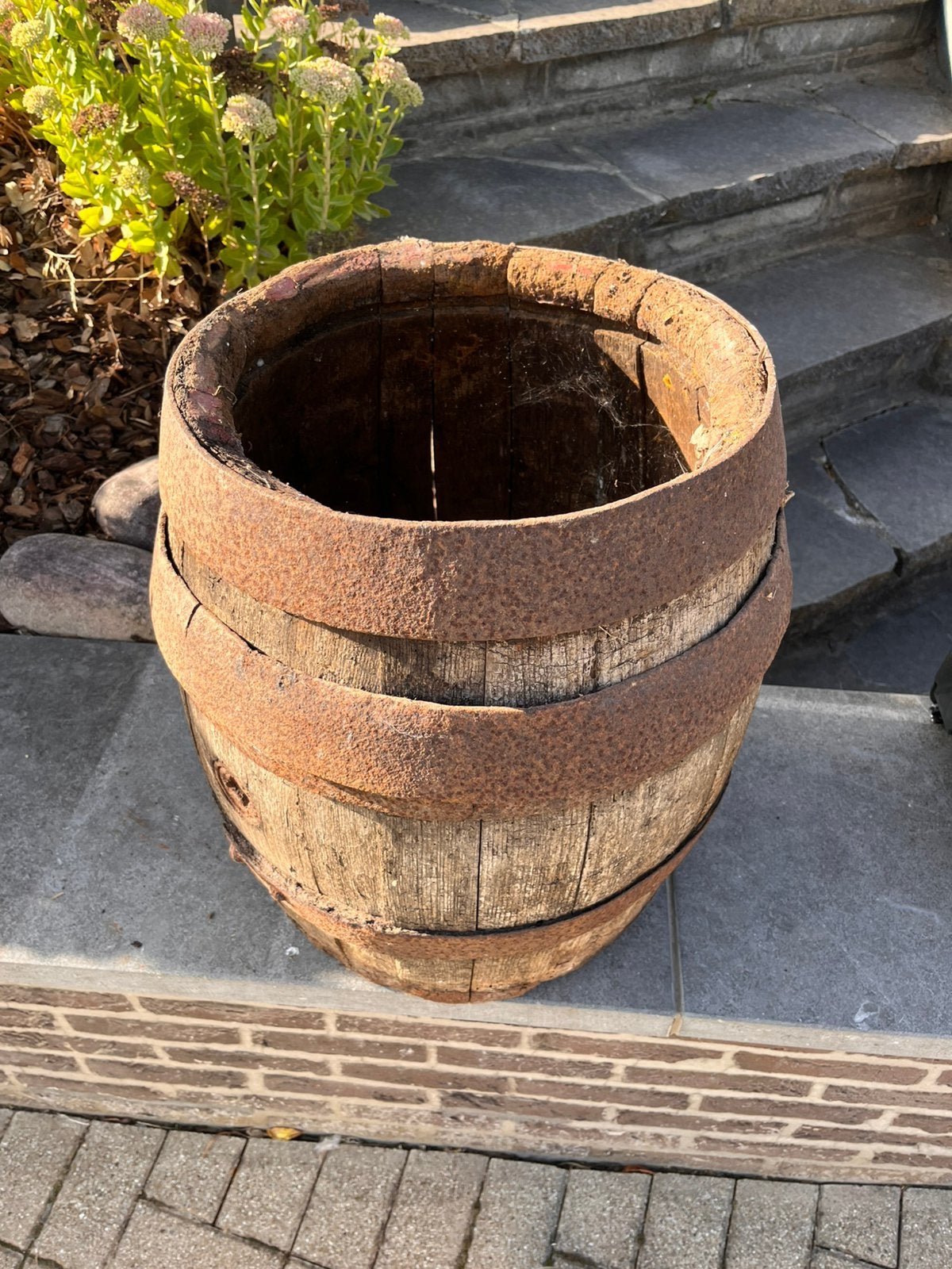Antiek houten tonnetje decoratie, Ophalen