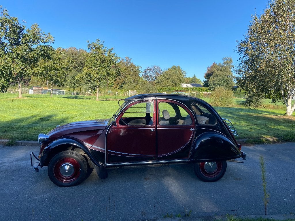 Mooie Citroën 2cv6 Charleston 1986 Rouge Delage met Noir, Auto's, Voorwielaandrijving, 4 zetels, Stof, 602 cc