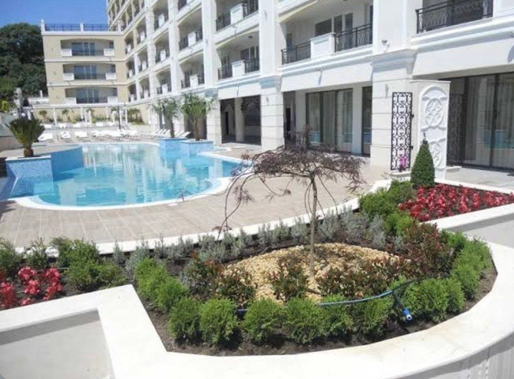 Studio spacieux avec véranda | Penelope Palace SPA, Pomorie, Immo, Étranger, Europe autre, Appartement, Ville