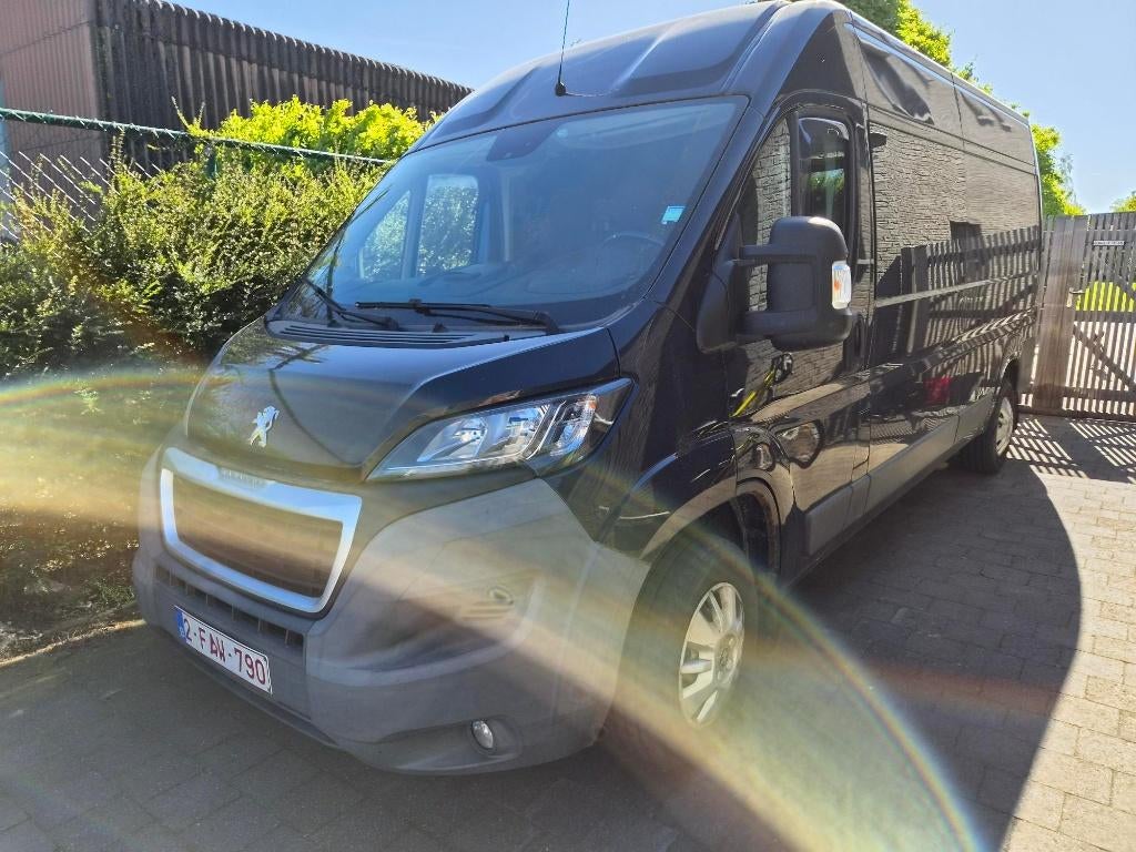Peugeot Boxer L3H2 dubbele cabine 6 plaatsen 2.2 diesel 2015, Auto's, Peugeot, Stof, Zwart, 4 cilinders, Zwart