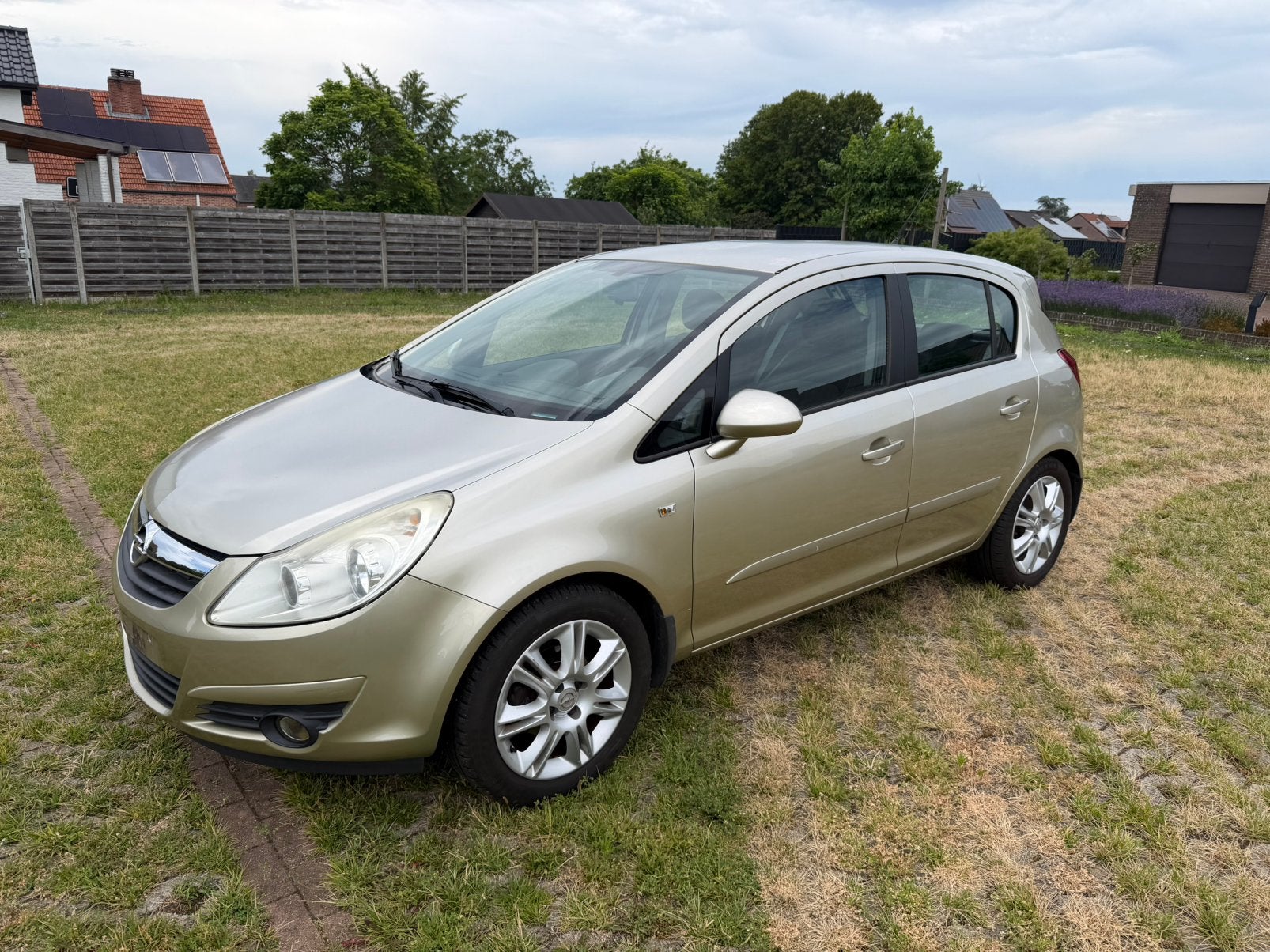 Opel Corsa 1.4 benzine 2007 153.000km met keuring airco, Autos, Achat, 4 portes, Jaune, Boîte manuelle