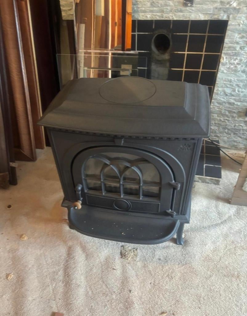 Jotul 8 - Gietijzeren gaskachel met glasdeur, Huis en Inrichting, Ophalen, Houtkachel