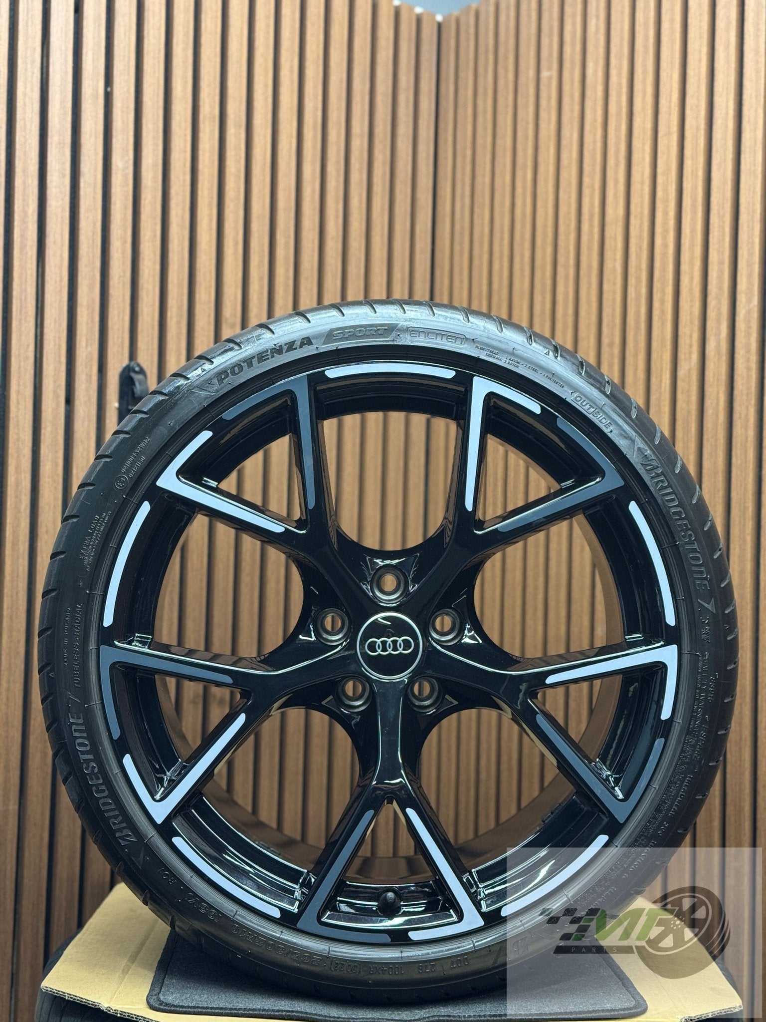 19" Audi RS3 8Y Sportback Limo Graphic  8Y0601025BP velg OEM, Pneus et Jantes, - Audi AG, Enlèvement ou Envoi, Pneus été