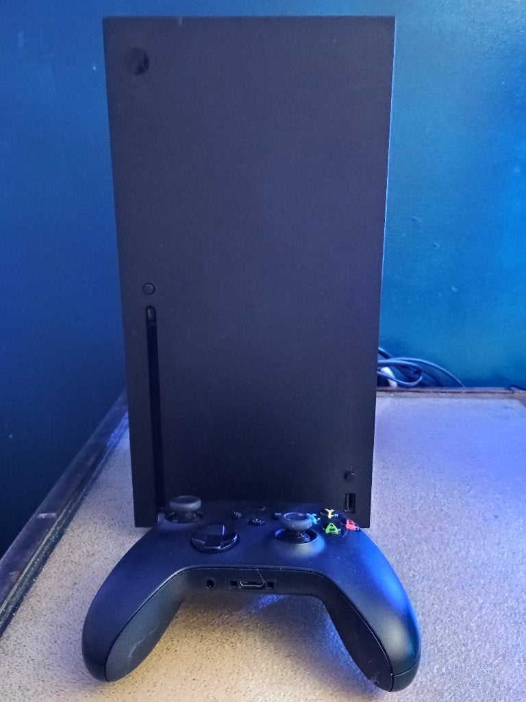 Xbox séries X avec manette, Consoles de jeu & Jeux vidéo, Consoles de jeu | Xbox Series X & S, Enlèvement, Comme neuf, Xbox Series X