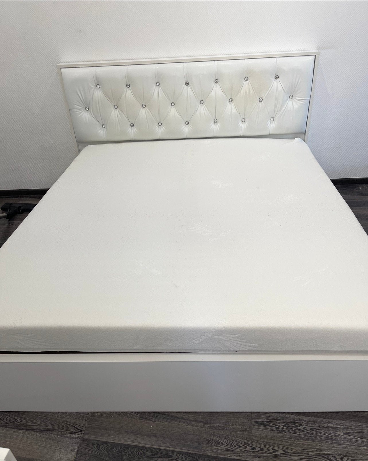 Lit avec sommier et matelas 160//200, Maison & Meubles, Enlèvement, Utilisé, Deux personnes, 160 cm