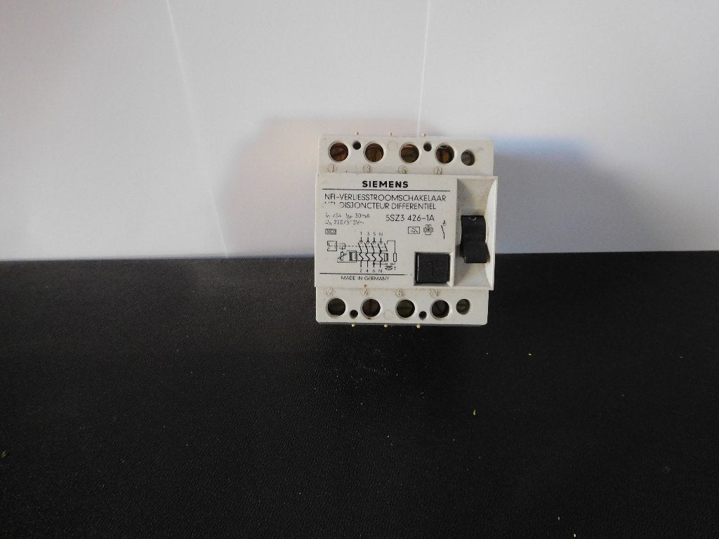 Disjoncteur différentiel, Enlèvement ou Envoi, Utilisé, Siemens, Disjoncteur différentiel
