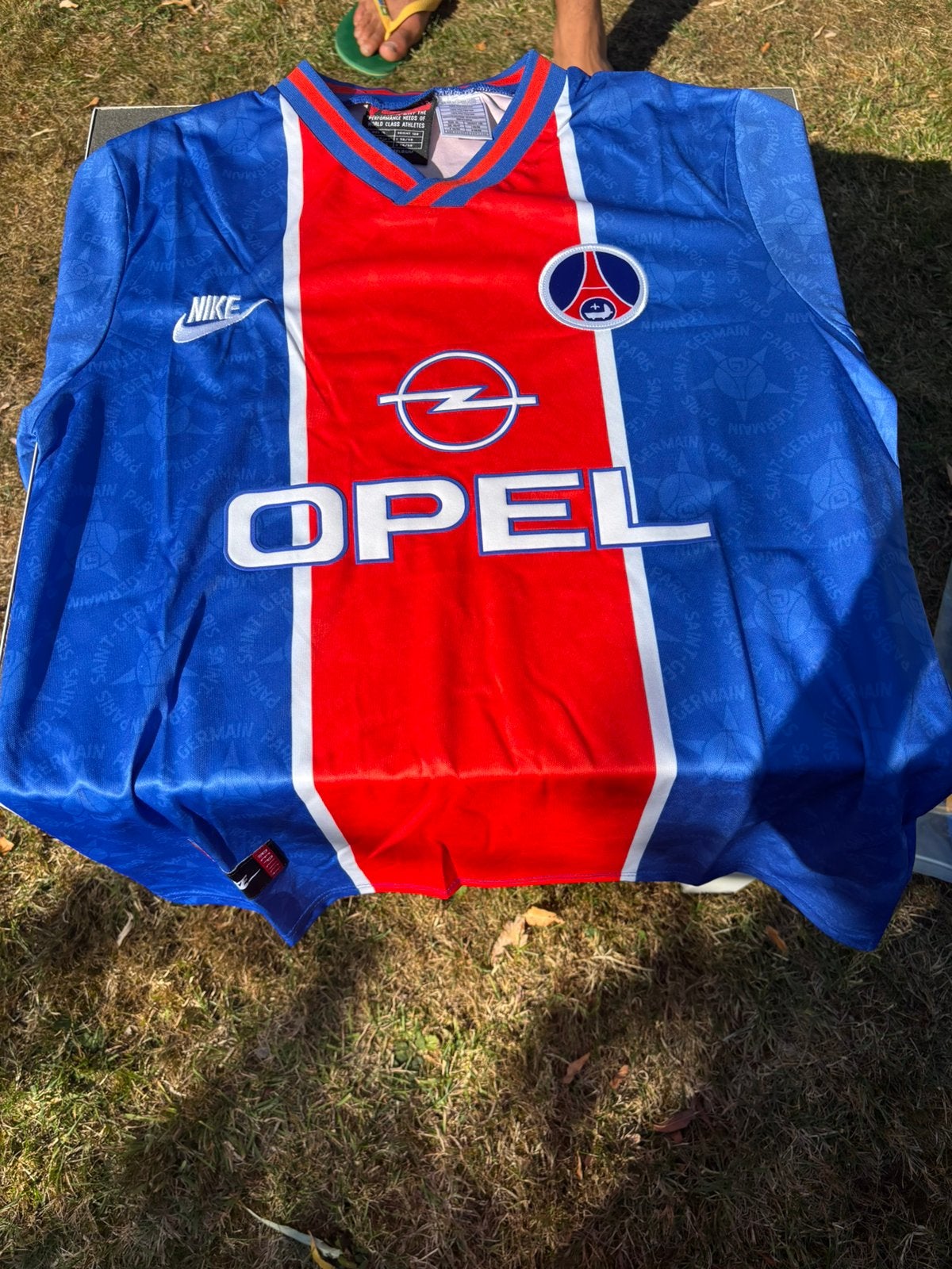 Voetbalshirt retro edition PSG, Maat M, Ophalen of Verzenden, Nieuw, Shirt