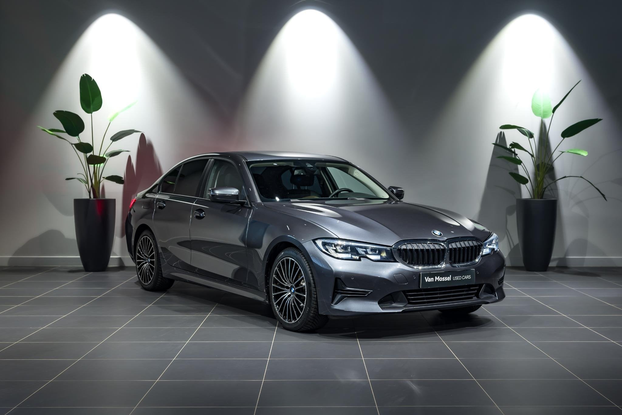 BMW 3 Serie Berline 316dA (automatique), Autos, Argent ou Gris, Carnet d'entretien, Automatique, 1600 kg