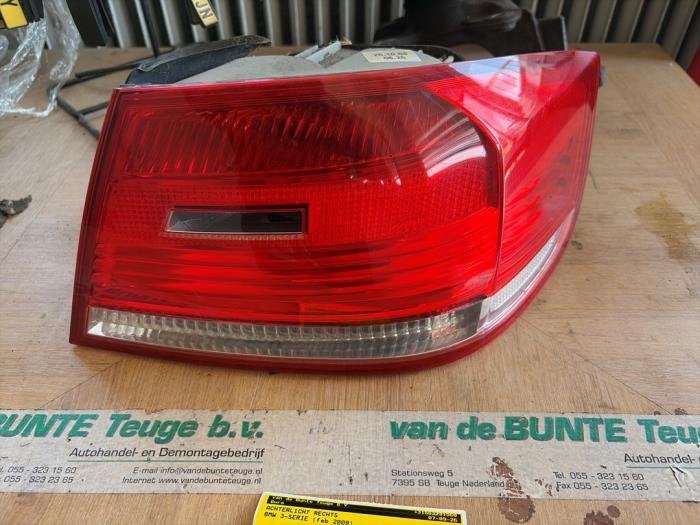 Feu arrière droit d'un BMW 3-Serie, -, 3 mois de garantie, Utilisé, -
