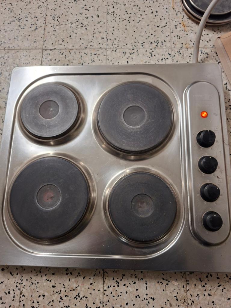 Taques à encastrer au gaz et électrique, Enlèvement, Électrique
