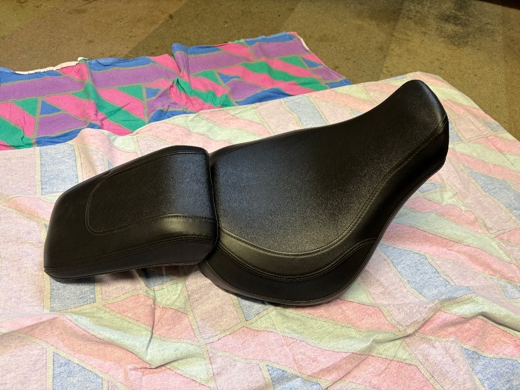 Harley fatboy M8 orginele zadel, Motoren, Onderdelen | Harley-Davidson, Ophalen of Verzenden, Gebruikt
