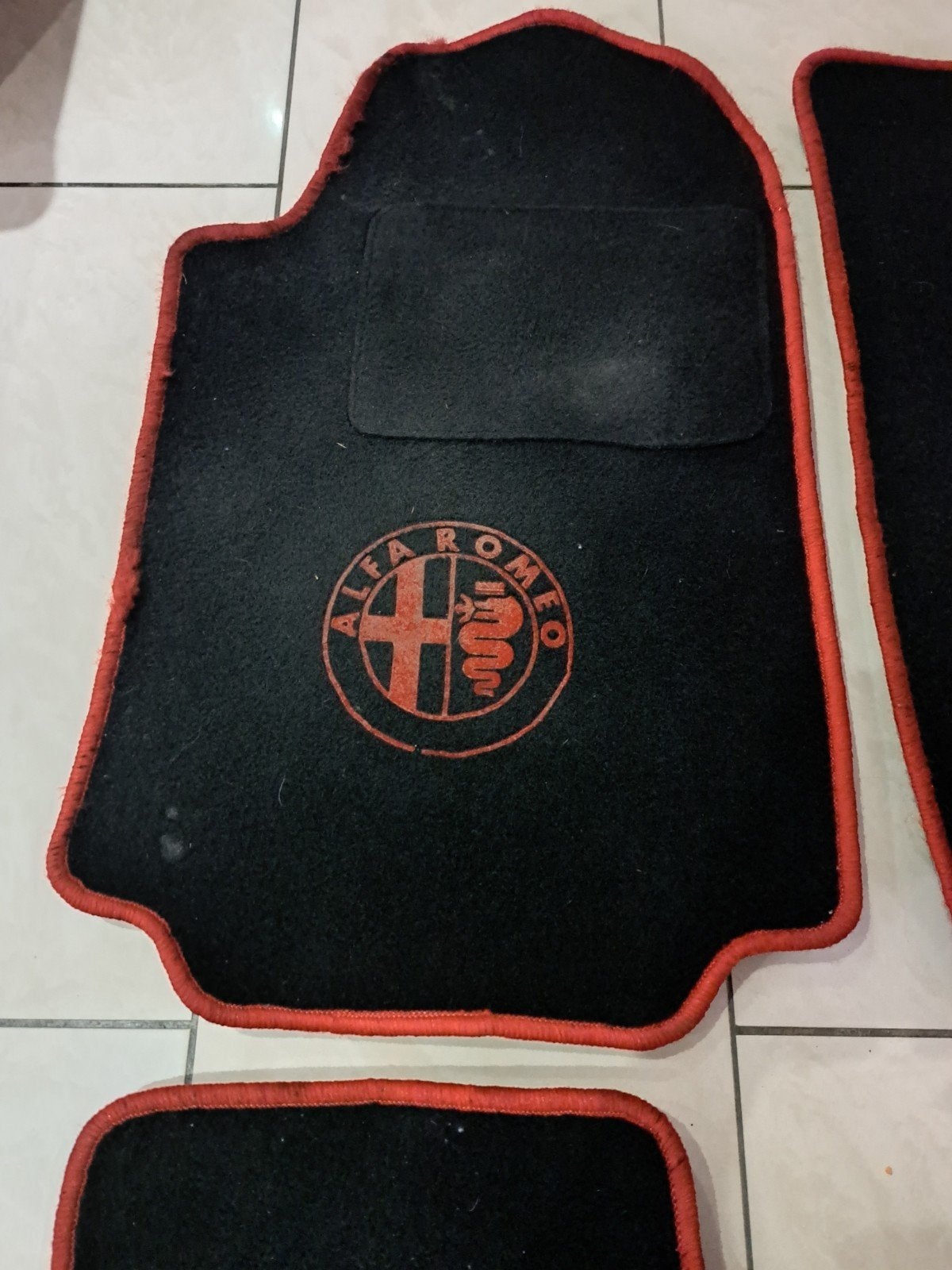tapis 75, Enlèvement