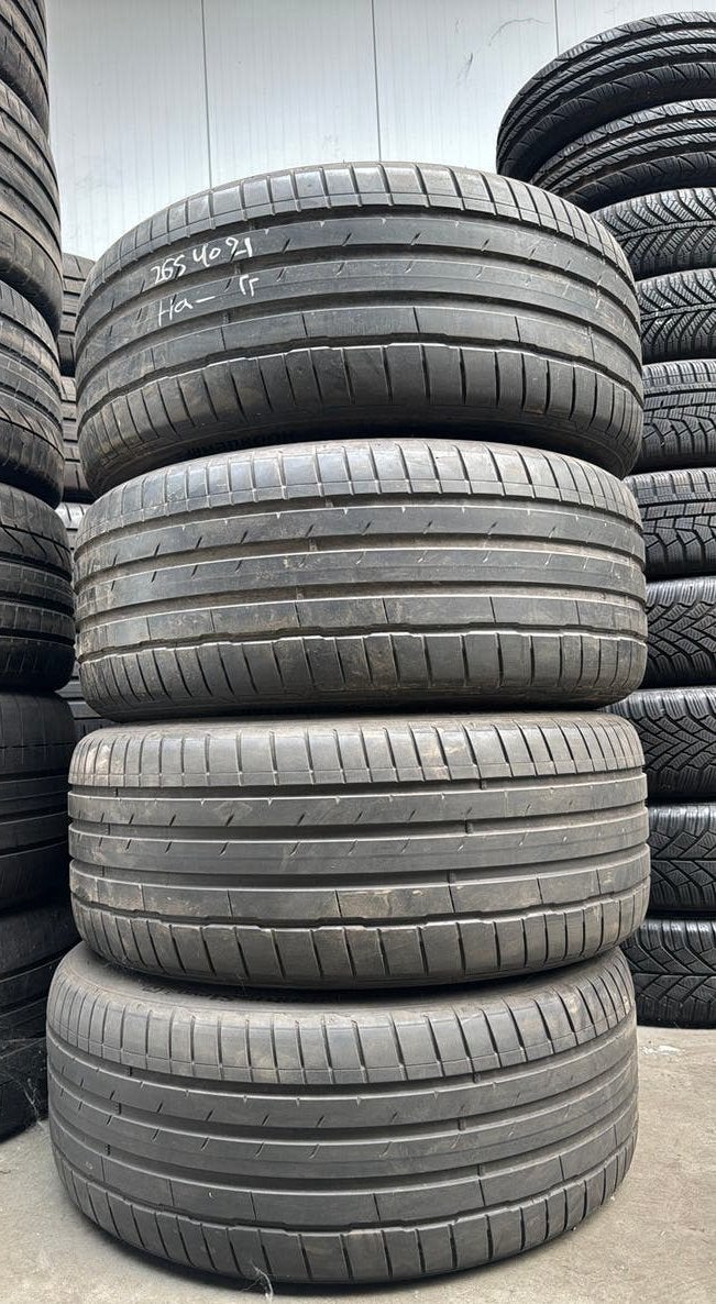 2654021 265/40/21 265/40/21 zomerbanden merk Hankook, Ophalen