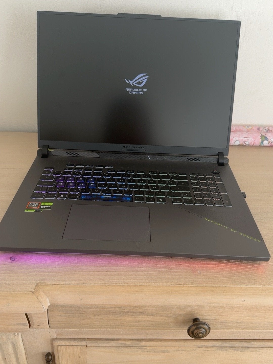 ASUS ROG Strix G18 – RTX 5060 8GB – Ryzen 9 –32GB– 1TB SSD, Computers en Software, Overige Computers en Software, Ophalen, Zo goed als nieuw