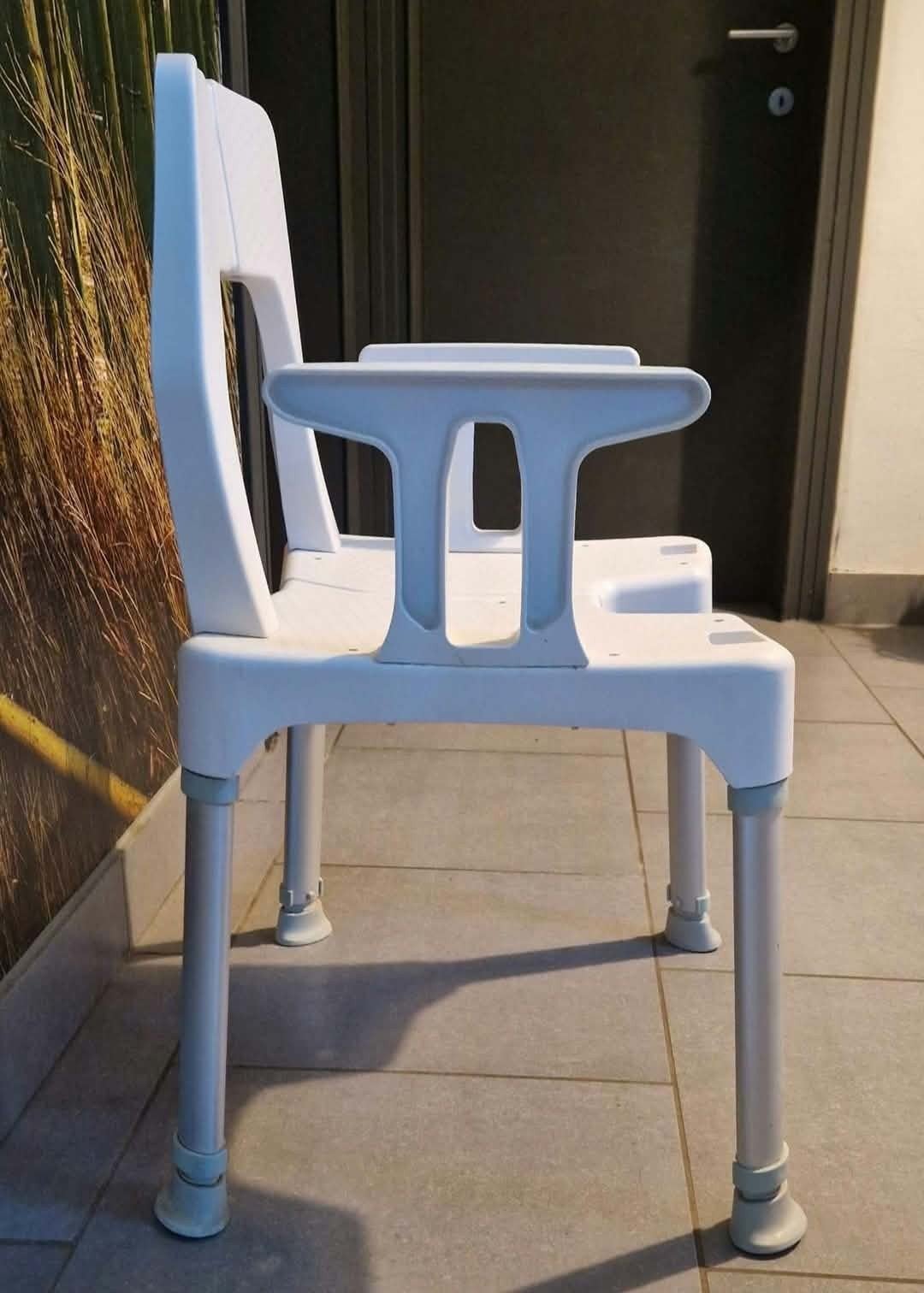 Chaise de douche, Divers, Enlèvement