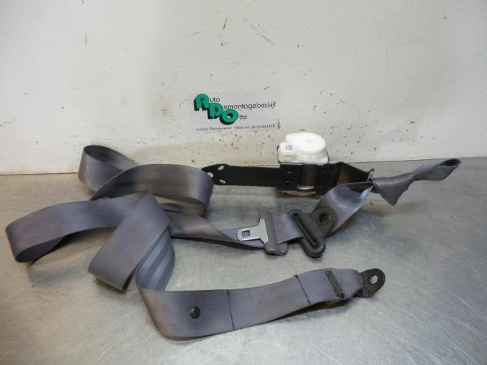 Veiligheidsgordel links-achter van een Daihatsu Young RV, Gebruikt, Daihatsu, -, -