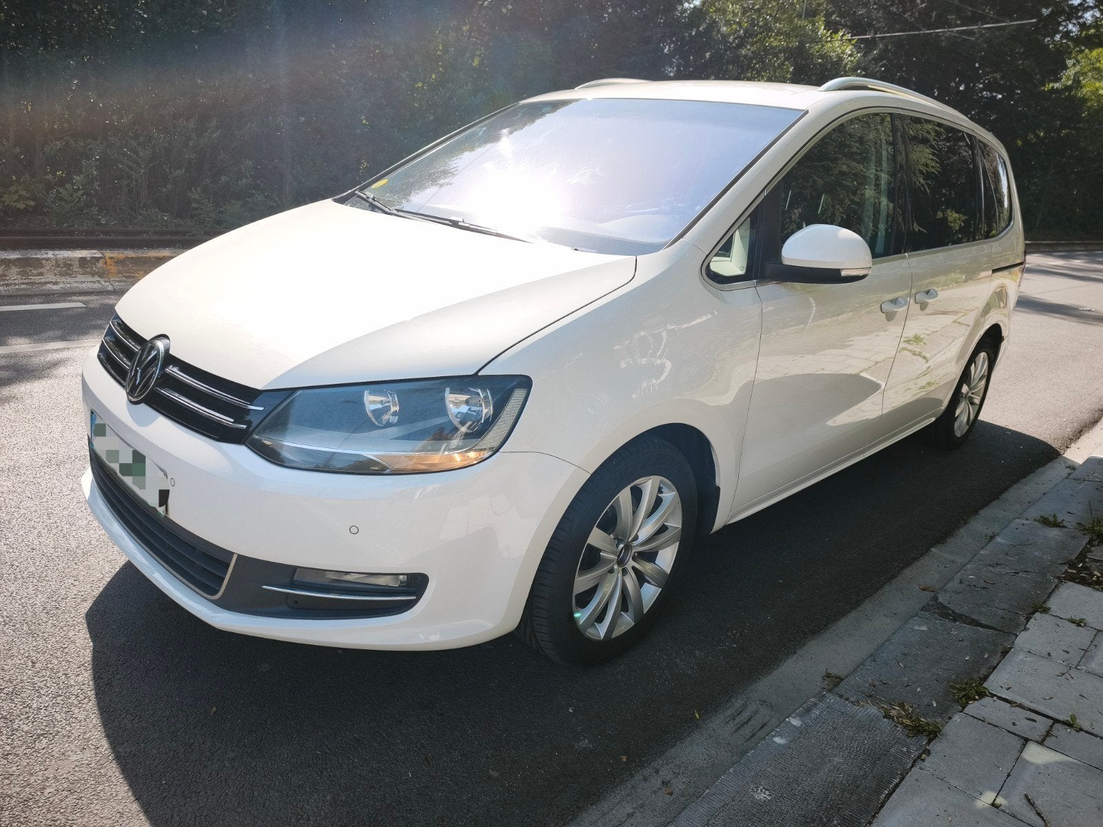 VW Sharan 7-zits automatische transmissie., Euro 5, Monovolume, Zwart, 4 cilinders