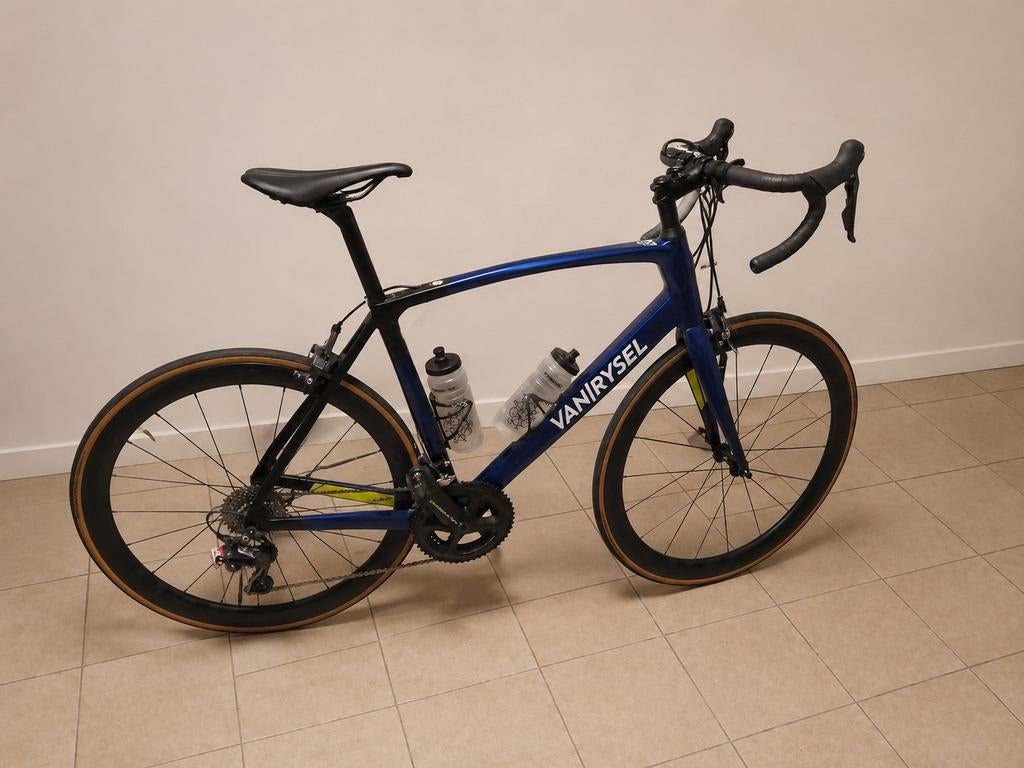 Van Rysel Carbon Racefiets ultegra 50mm wielen carbon, Fietsen en Brommers, Fietsen | Racefietsen, Ophalen, Carbon