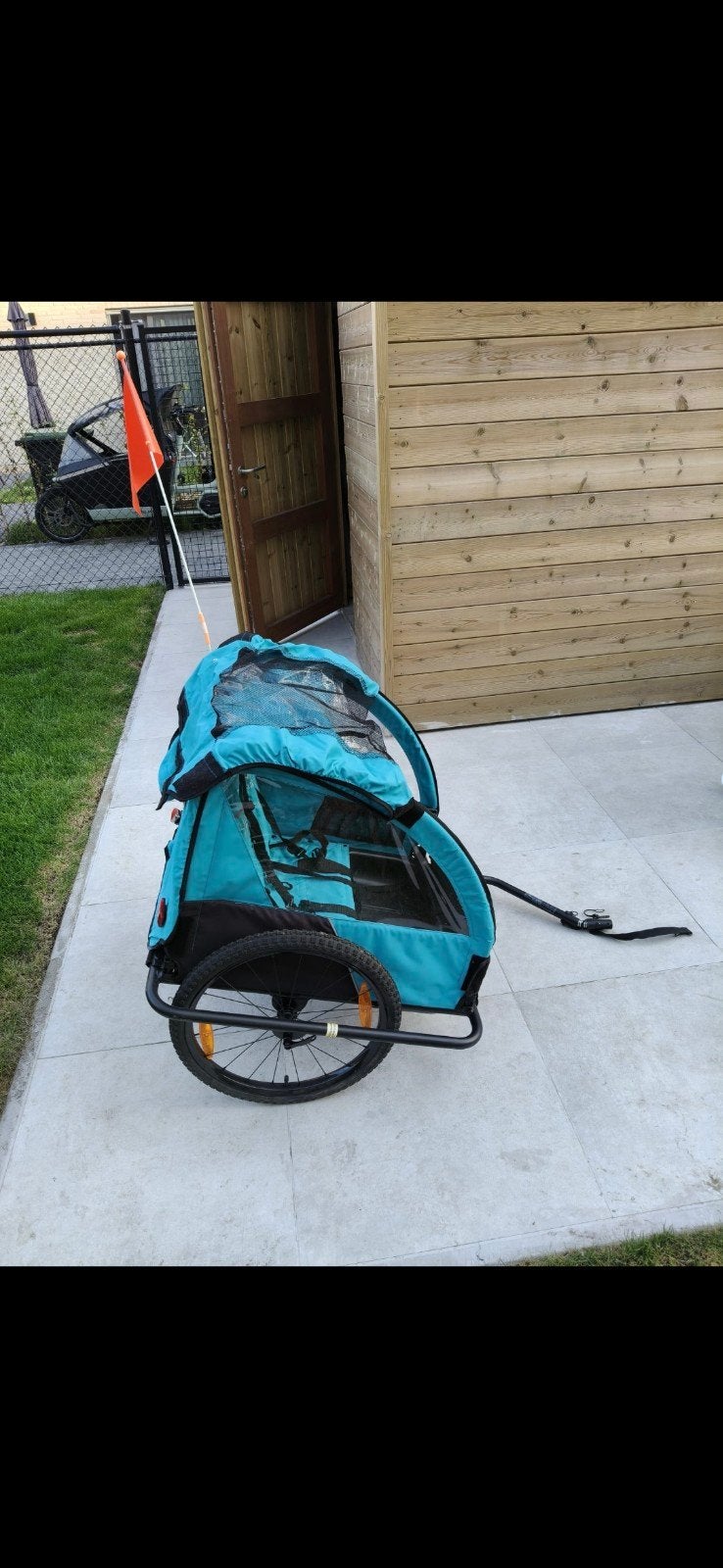 TREKKER

Trekker Fietskar voor 1-2 kinderen, Ophalen