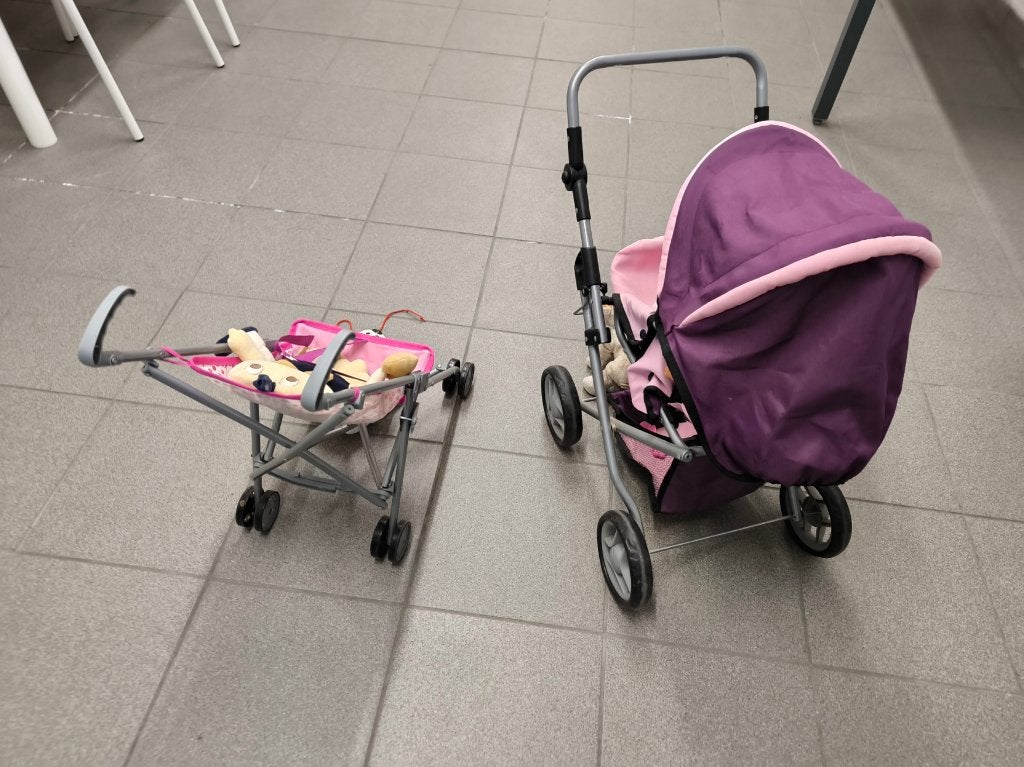 Jouets poussette et landeau + jouets, Enfants & Bébés, Enlèvement, Utilisé, Autres types