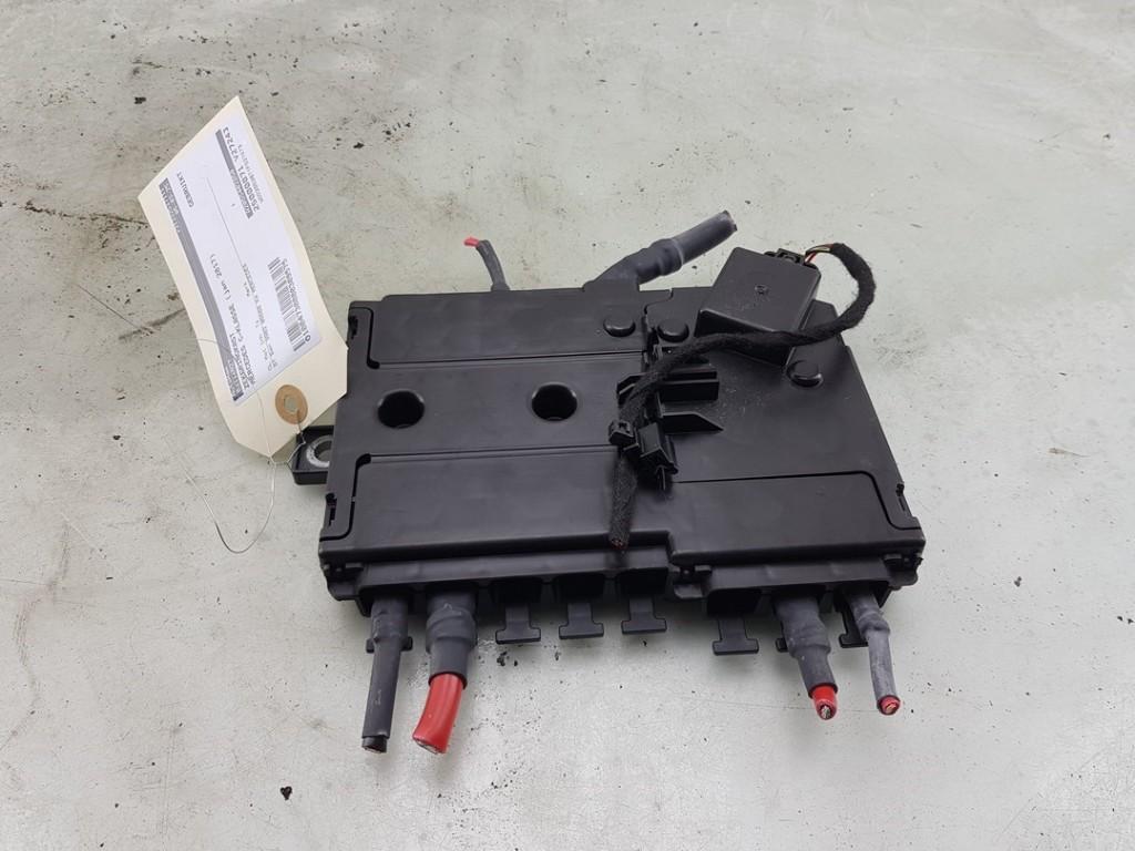 ZEKERINGKAST Mercedes-Benz C AMG (C205) (|A2055402850|), Dhr. J. Ham, Gebruikt, Mercedes-Benz, Administratie@autoham.nl