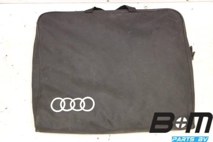 Skizak met tas Audi A3 8V 8V0885215, Gebruikt