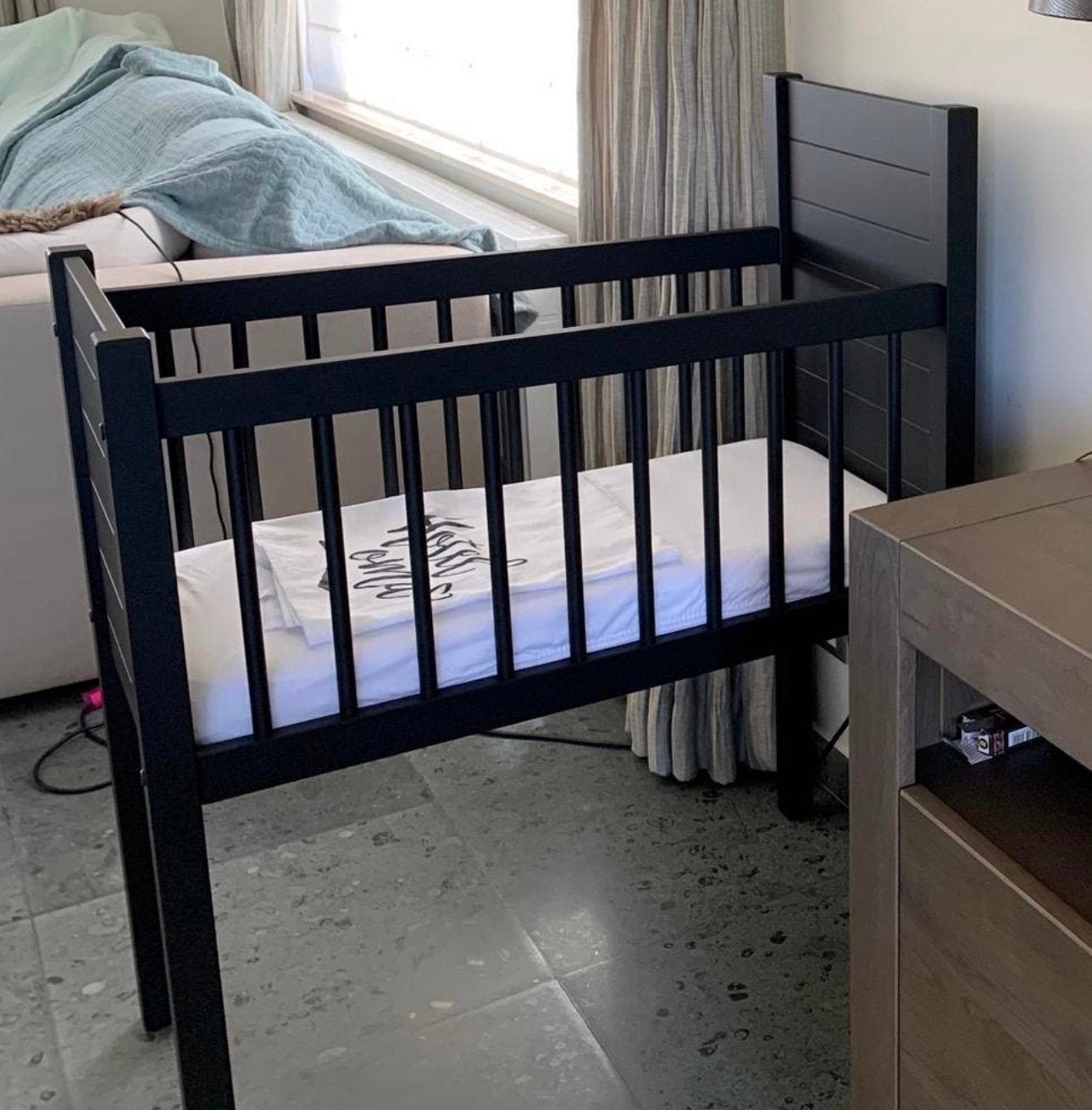 Babybedje, Kinderen en Baby's, Babywiegjes en Ledikanten, Ophalen, Zo goed als nieuw
