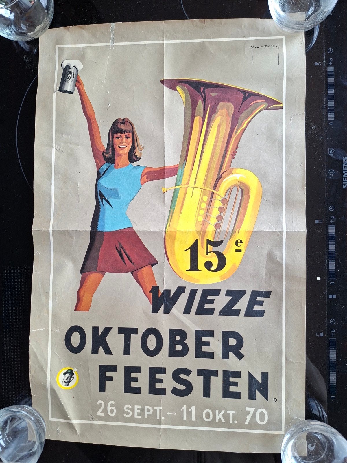 Affiche ancienne de la brasserie wieze pour la 15ème oktober, Collections