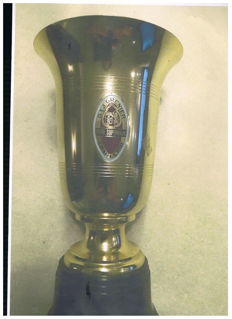OUDE TROFEE BEKER GRENIER/CHARLEROI, Verzenden, Nieuw, Overige typen